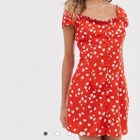 Finders Keepers Mae Daisy Mini Dress Size 4 Milkmaid - Picture 5 of 12